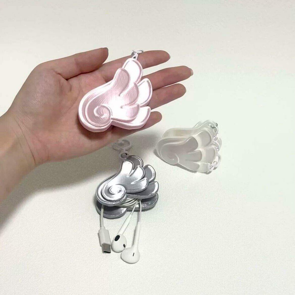 Portachiavi Avvolgicavo a Form - Cable Winder Keychain recensione e prezzo